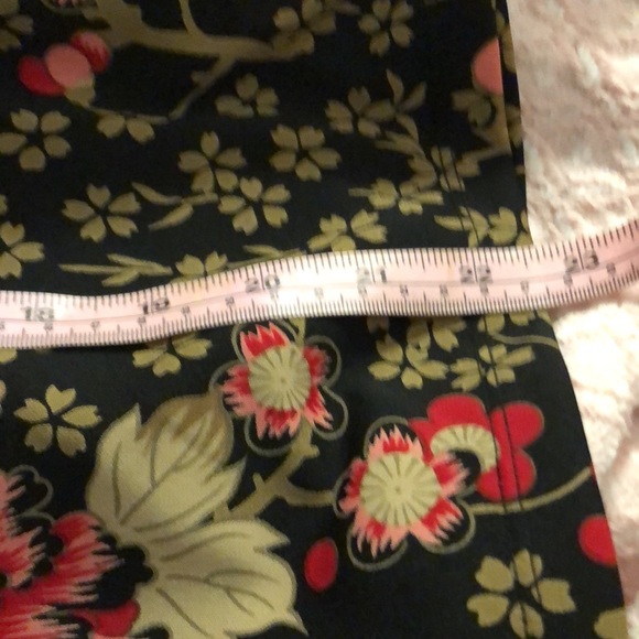 🔥 SALE! $19 for NWT $120 Retail NWT Anne Klein Blouse & Skirt Set - Picture 16 of 16